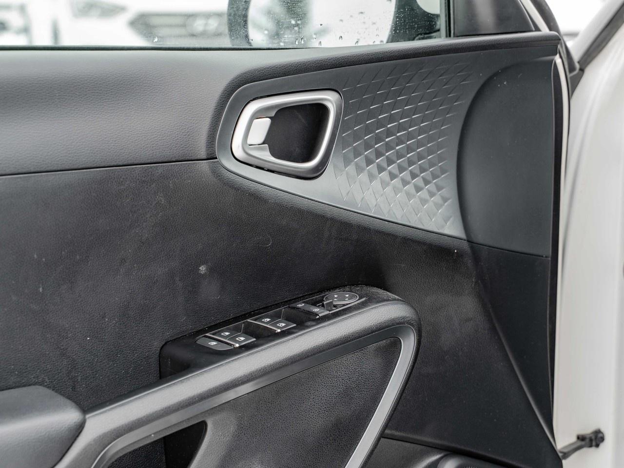 2022 Kia Soul EX IVT Photo