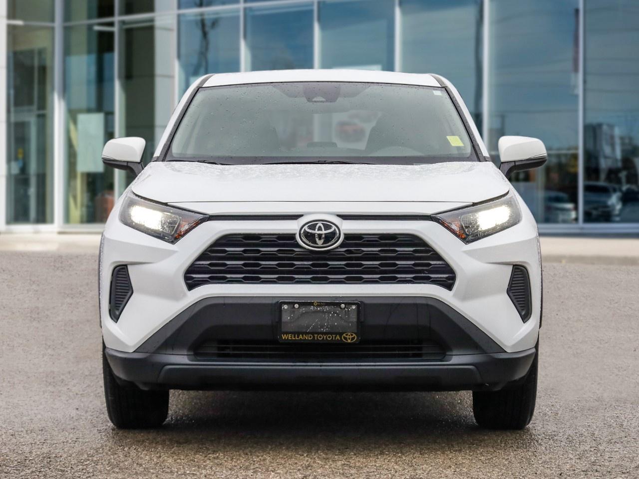 2024 Toyota RAV4 LE Photo