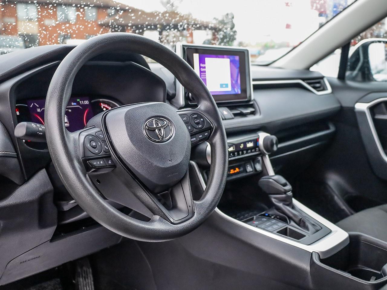 2024 Toyota RAV4 LE Photo