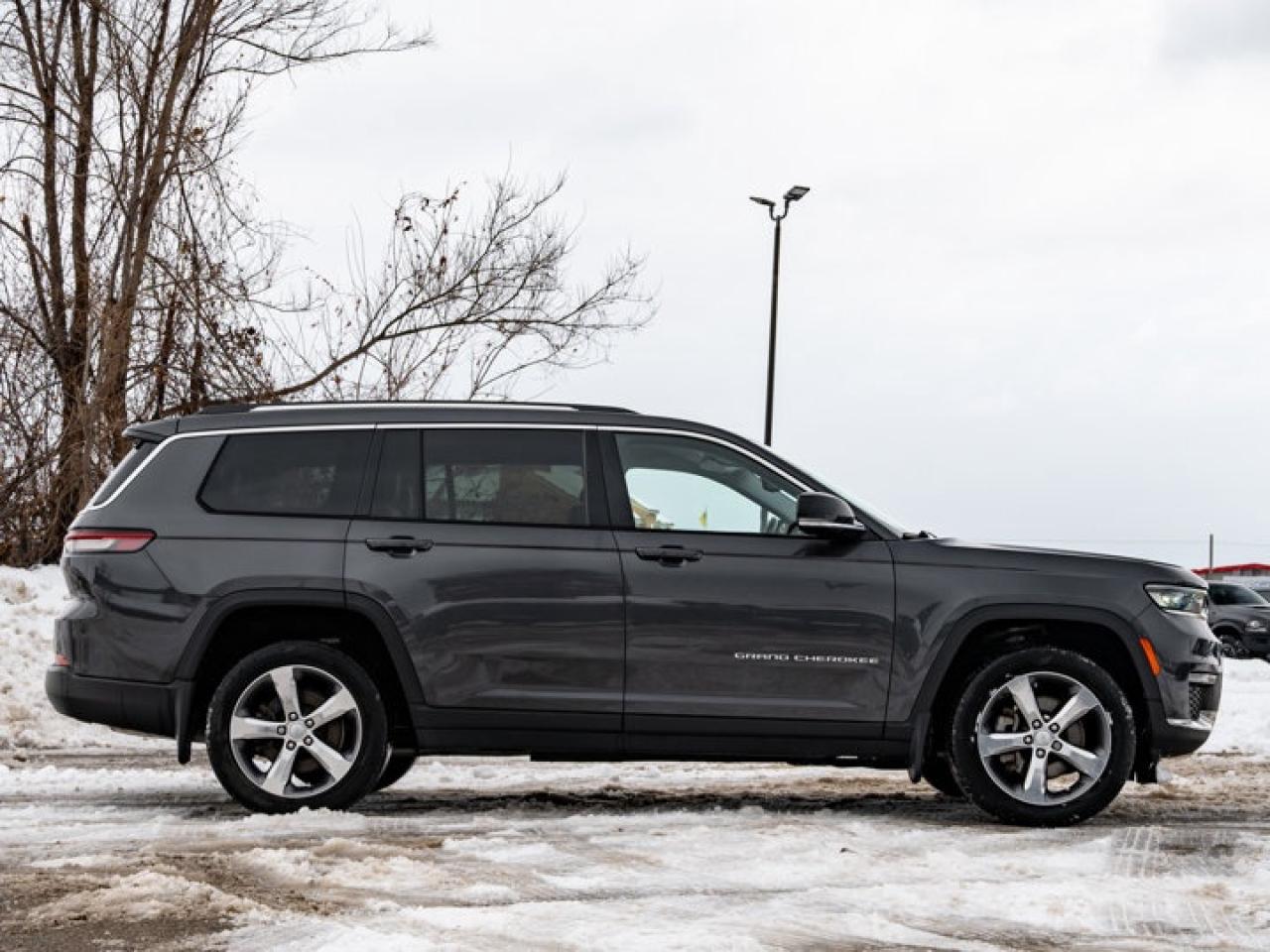 2022 Jeep Grand Cherokee L Limited Photo