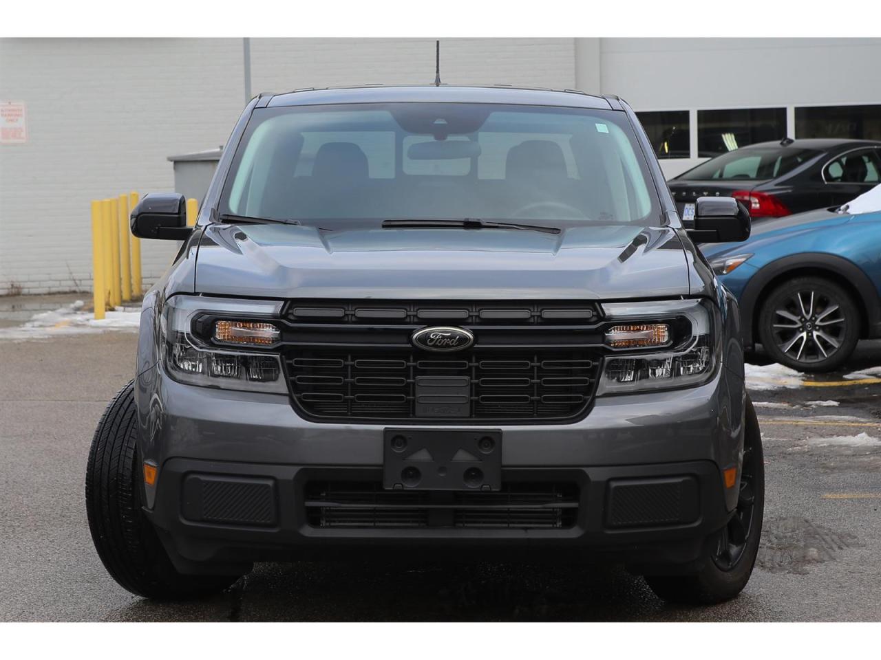 2024 Ford Maverick Lariat AWD | Black Appearance Package|Moonroof|8'' Touchscreen Photo