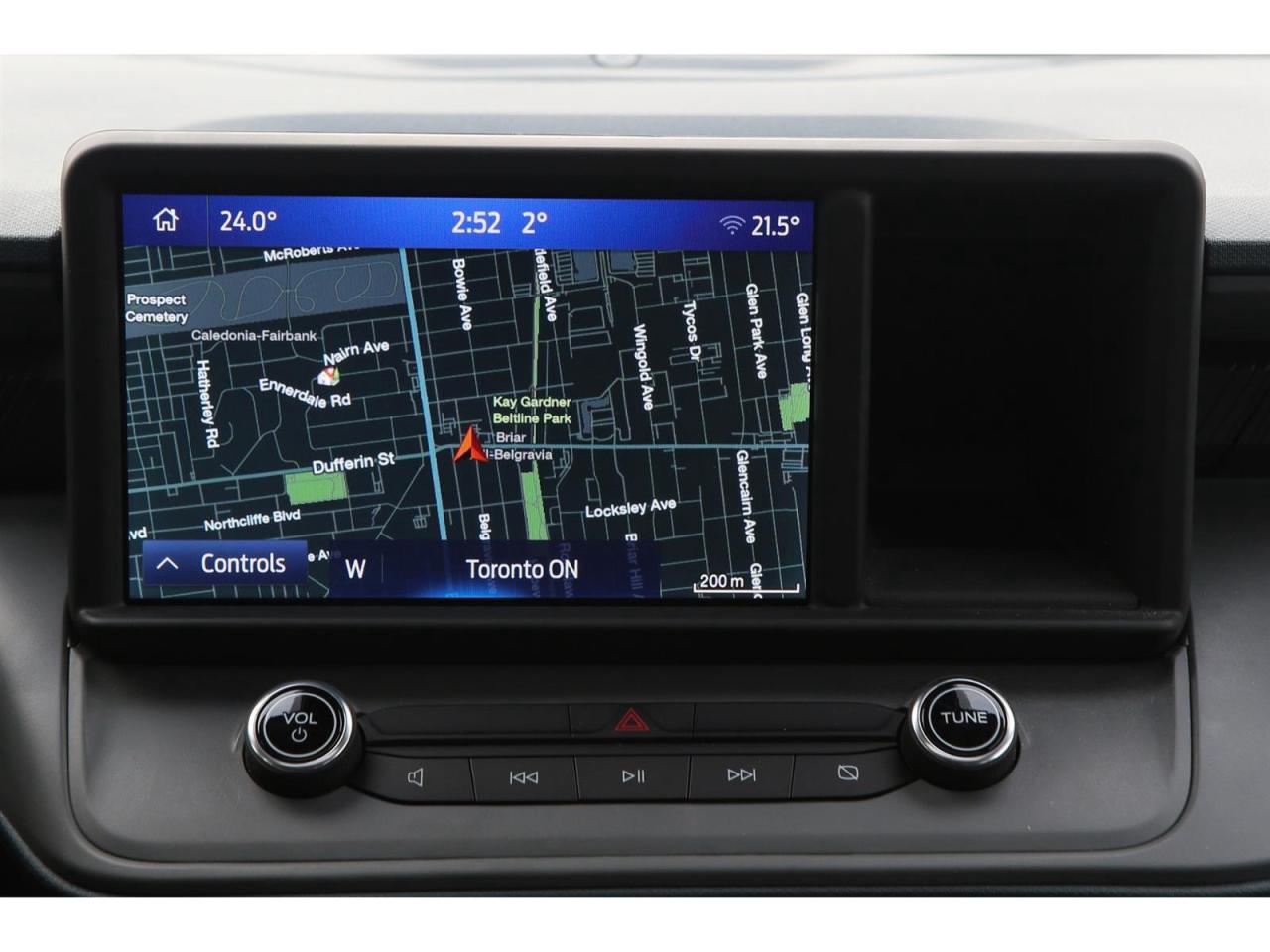 2024 Ford Maverick Lariat AWD | Black Appearance Package|Moonroof|8'' Touchscreen Photo