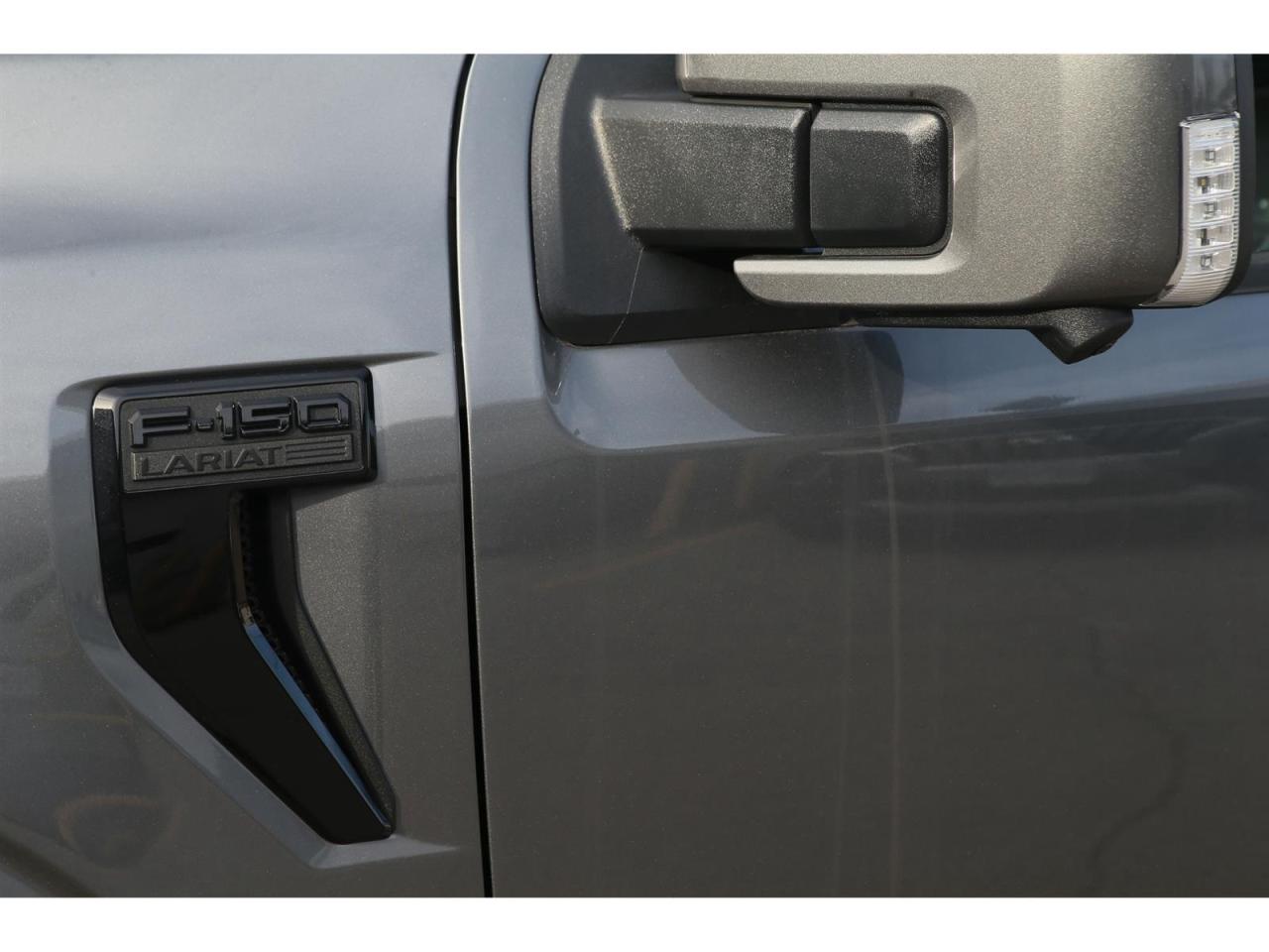 2024 Ford F-150 Lariat SuperCrew 4X4 Panoramic Roof | Lariat Black Appearance | Trailer Tow | 360 Camera Photo