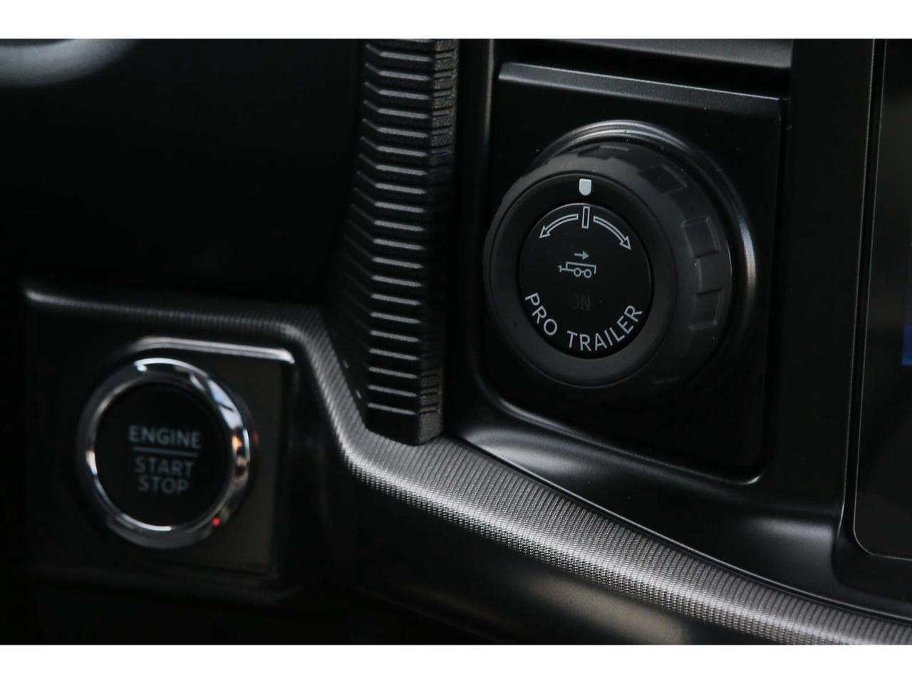 2024 Ford F-150 Lariat SuperCrew 4X4 Panoramic Roof | Lariat Black Appearance | Trailer Tow | 360 Camera Photo