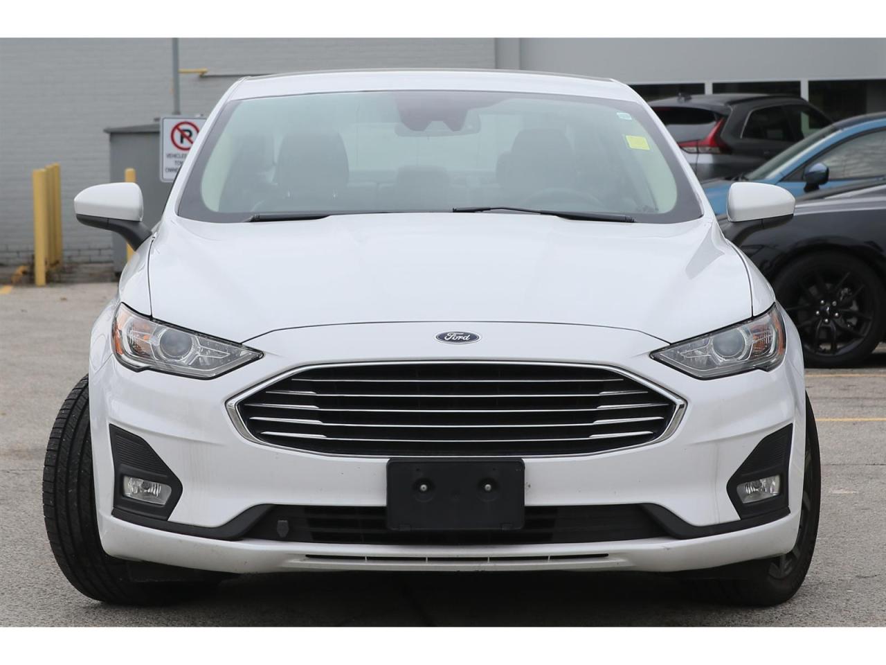 2019 Ford Fusion SE Photo