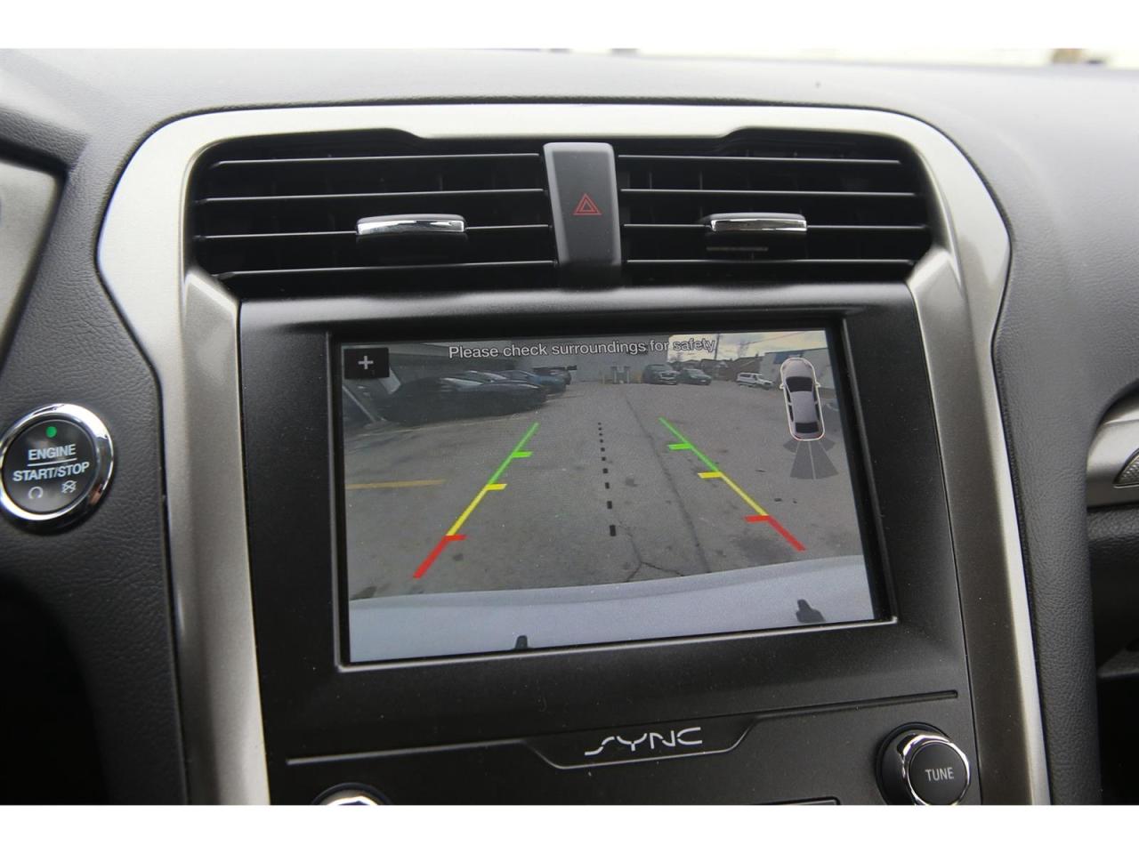 2019 Ford Fusion SE Photo