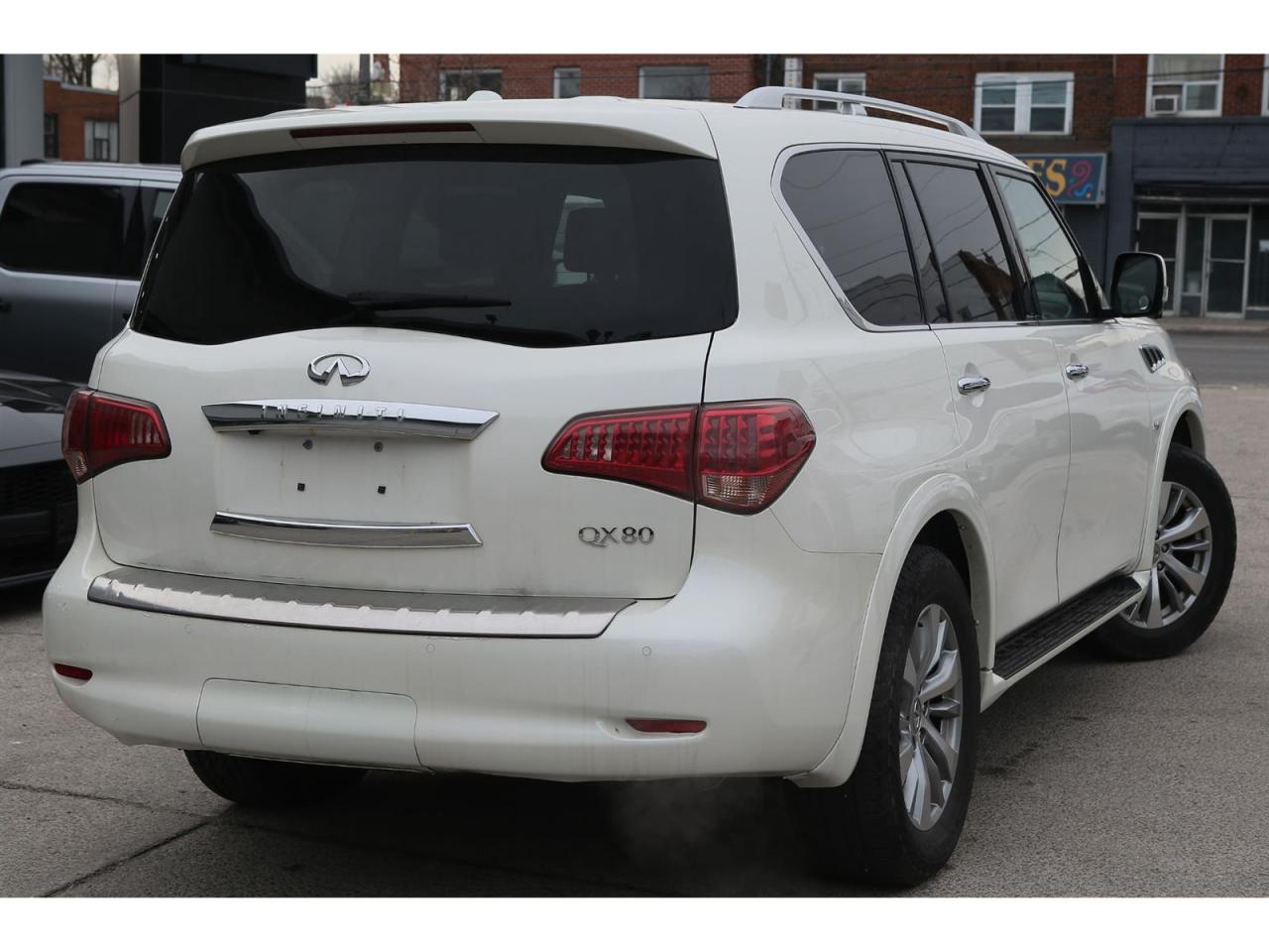 2017 Infiniti QX80 Limited 4WD Photo