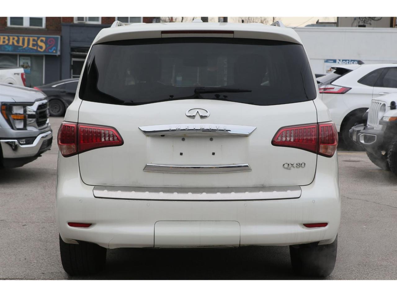 2017 Infiniti QX80 Limited 4WD Photo