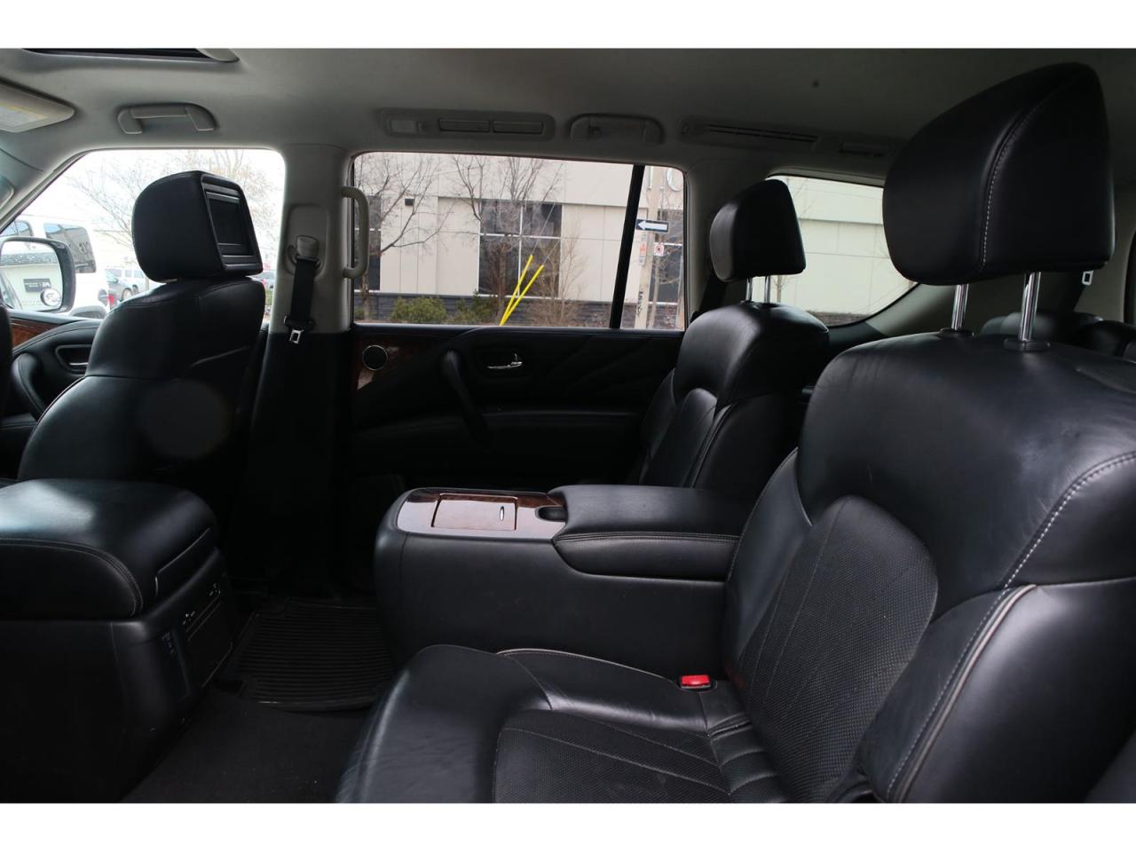 2017 Infiniti QX80 Limited 4WD Photo