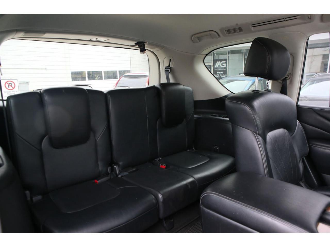 2017 Infiniti QX80 Limited 4WD Photo