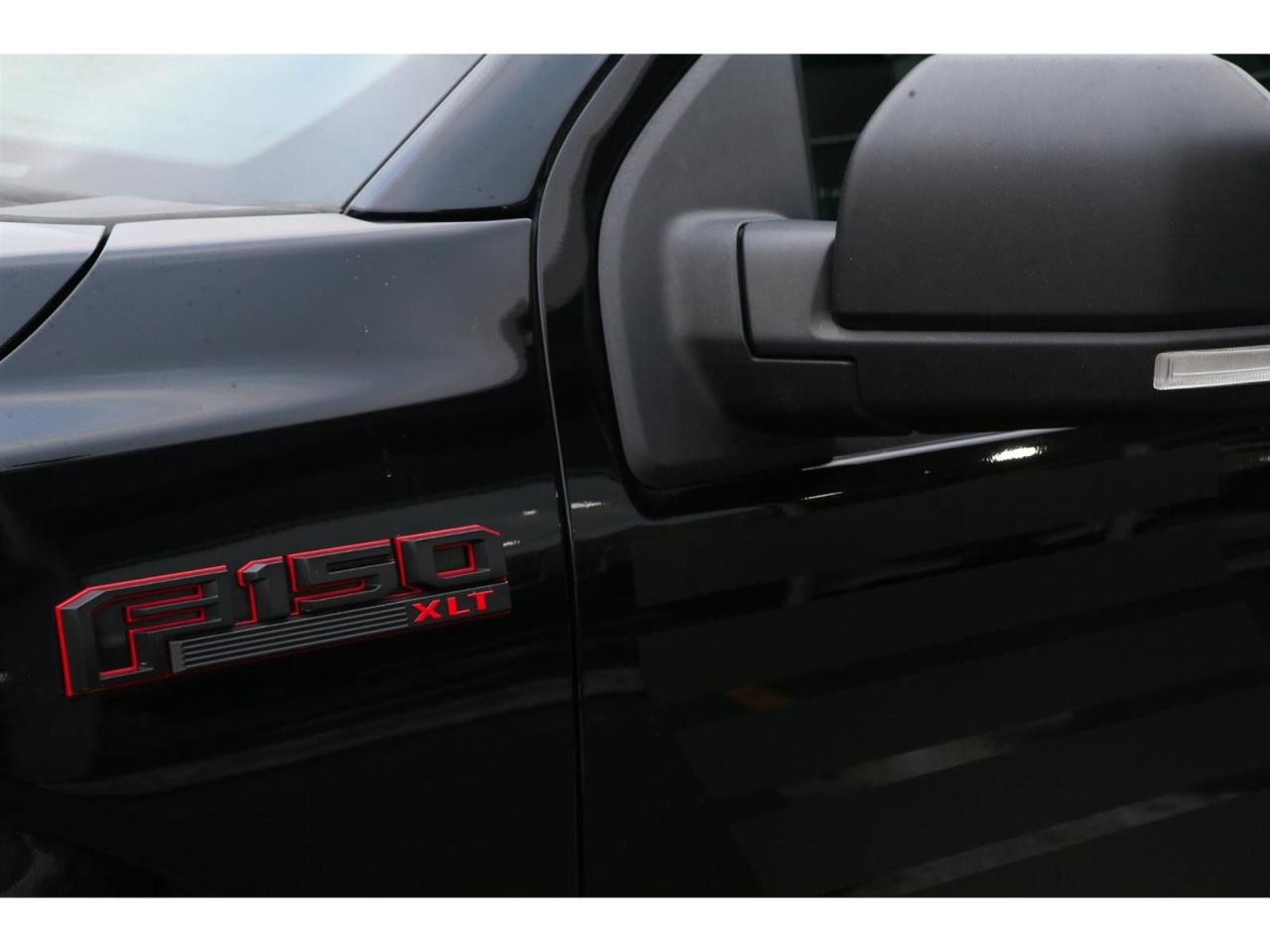 2018 Ford F-150 XLT SuperCrew  4x4 | Navigation | FX4 | Photo