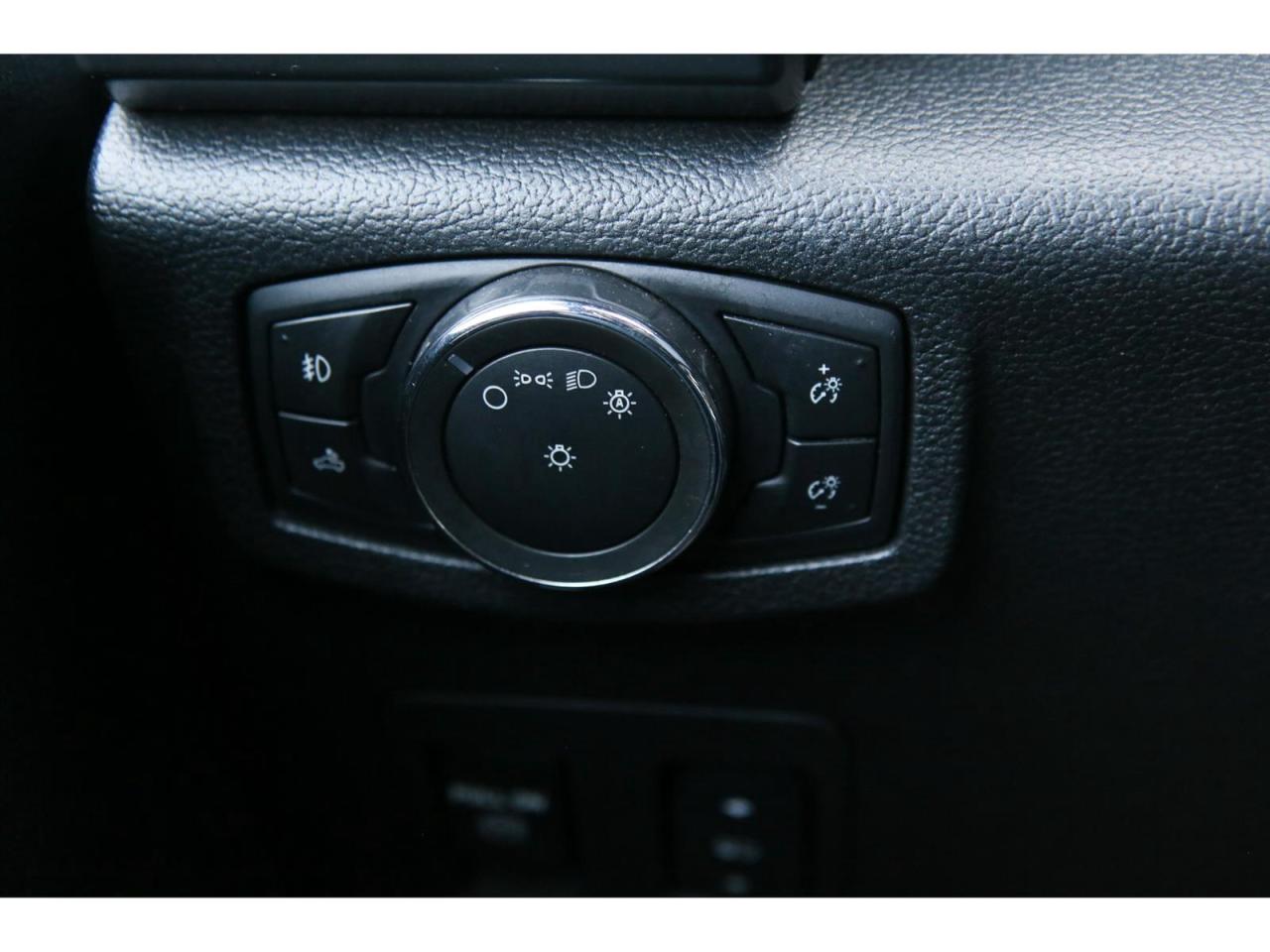 2018 Ford F-150 XLT SuperCrew  4x4 | Navigation | FX4 | Photo