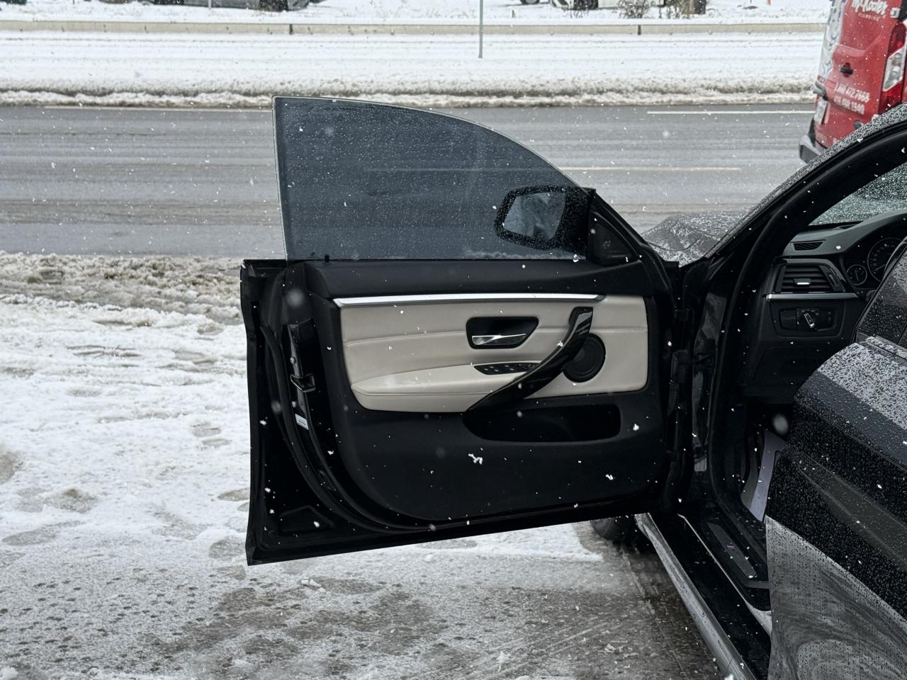 2016 BMW 4 Series 435i //M PKG | HUD | SUNROOF | HARMAN KARDON SOUND Photo