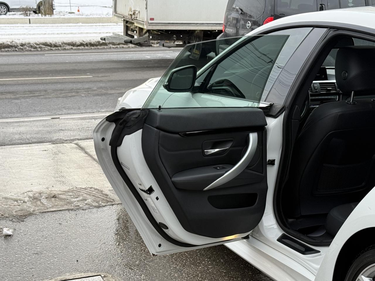 2016 BMW 4 Series 435i //M PKG | SUNROOF | NAVI | BACK UP CAMERA Photo