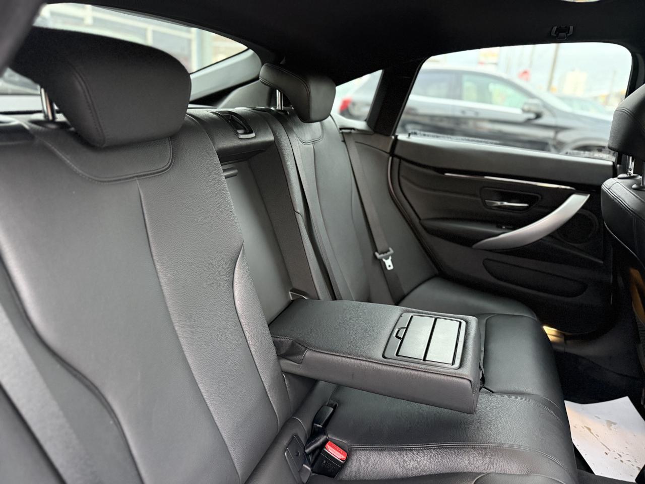 2016 BMW 4 Series 435i //M PKG | SUNROOF | NAVI | BACK UP CAMERA Photo