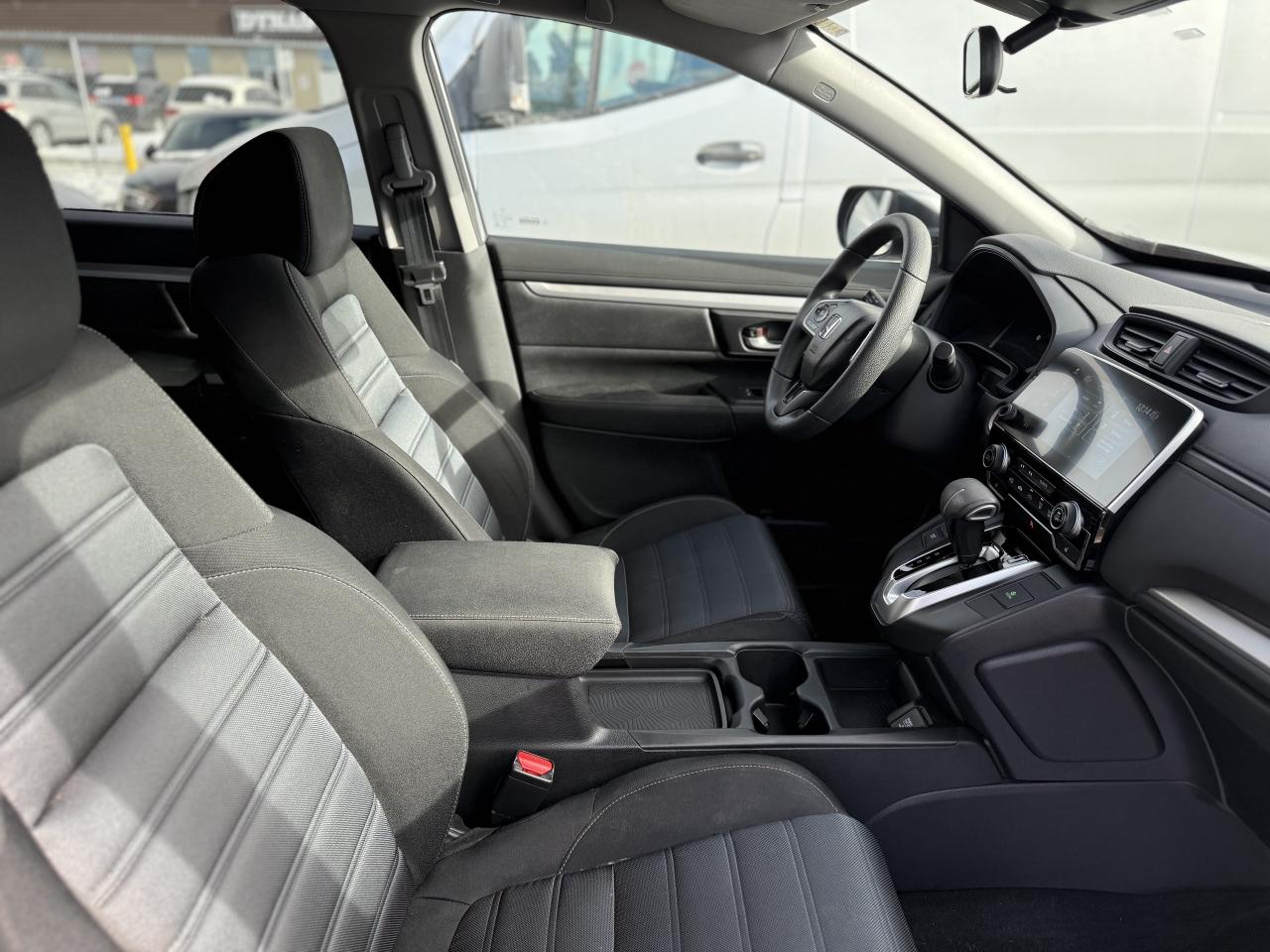 2017 Honda CR-V LX | BACK UP CAMERA | NO ACCIDENTS | FINANCE Photo