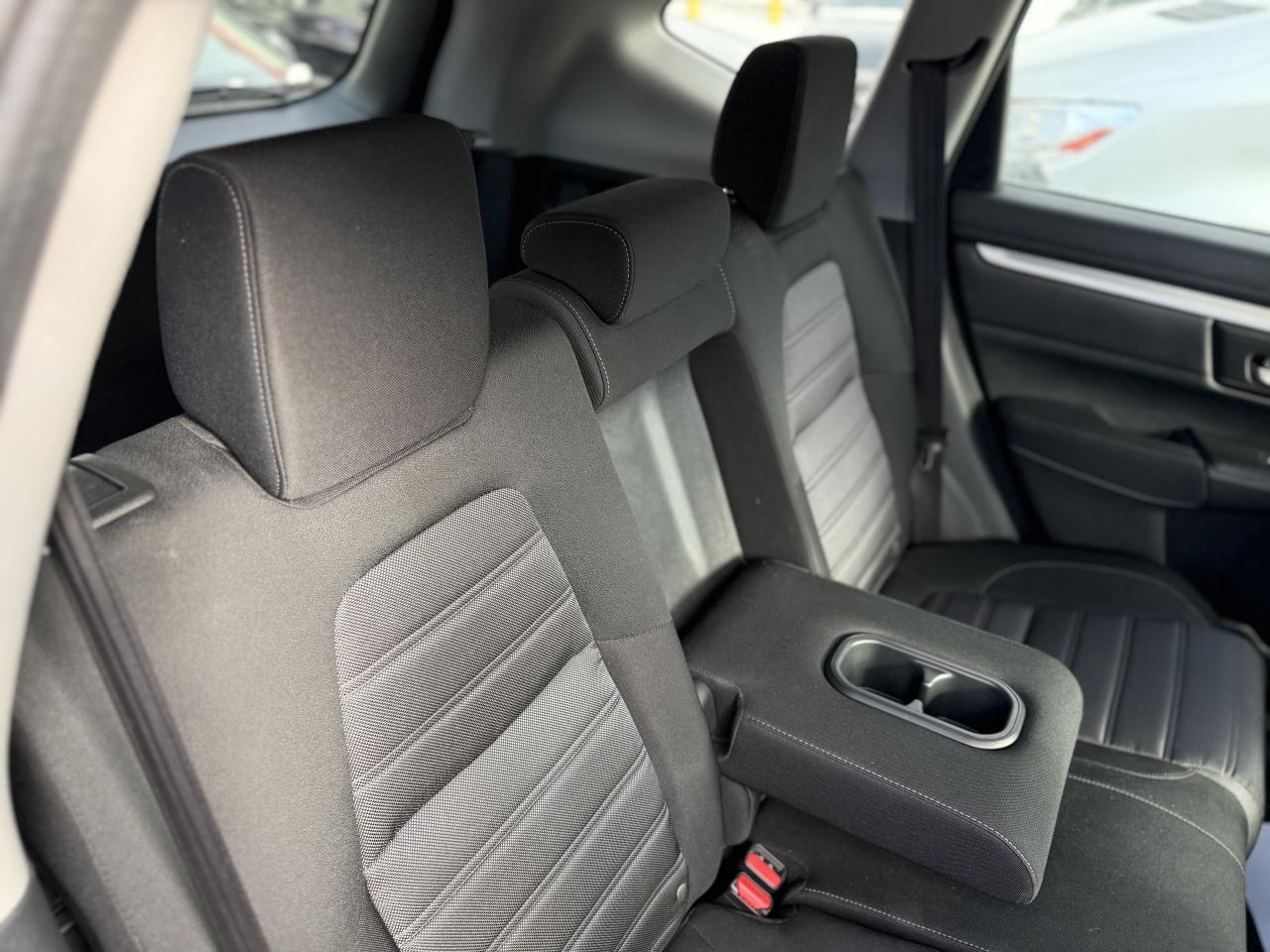 2017 Honda CR-V LX | BACK UP CAMERA | NO ACCIDENTS | FINANCE Photo