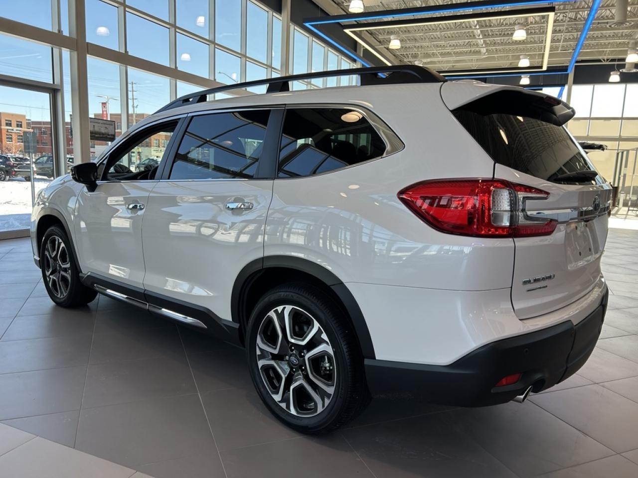 2025 Subaru ASCENT Premier  - Cooled Seats -  360 Camera Photo2