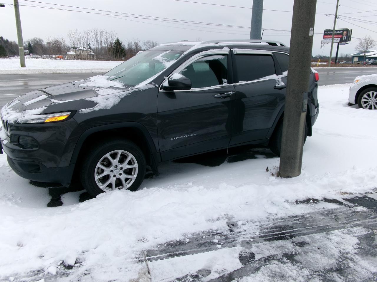 2017 Jeep Cherokee North Photo
