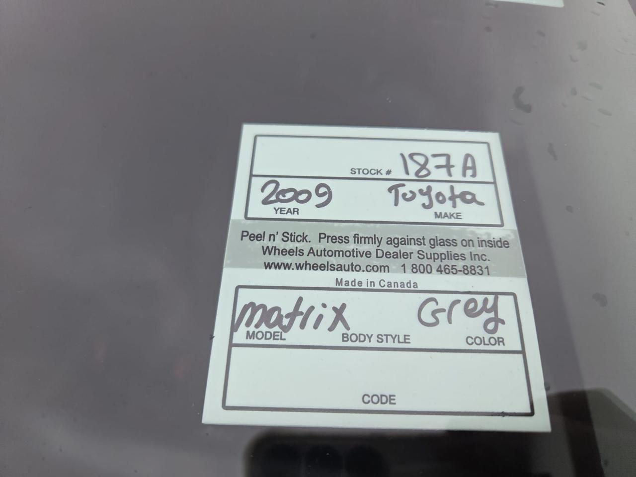 2009 Toyota Matrix HATCH, AUTO, 4 CYL, RELIABLE, CERTIFIED Photo