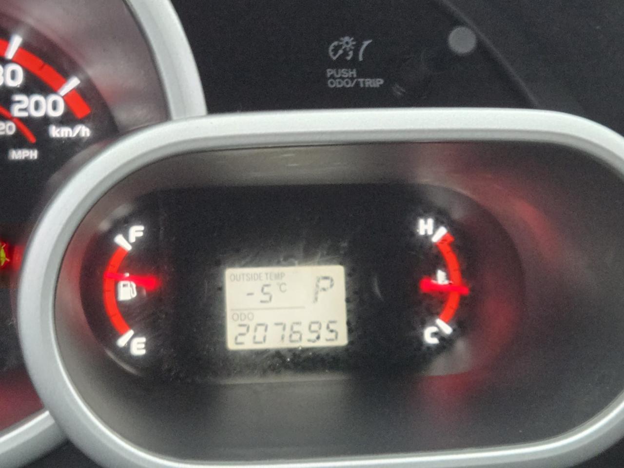 2009 Toyota Matrix HATCH, AUTO, 4 CYL, RELIABLE, CERTIFIED Photo