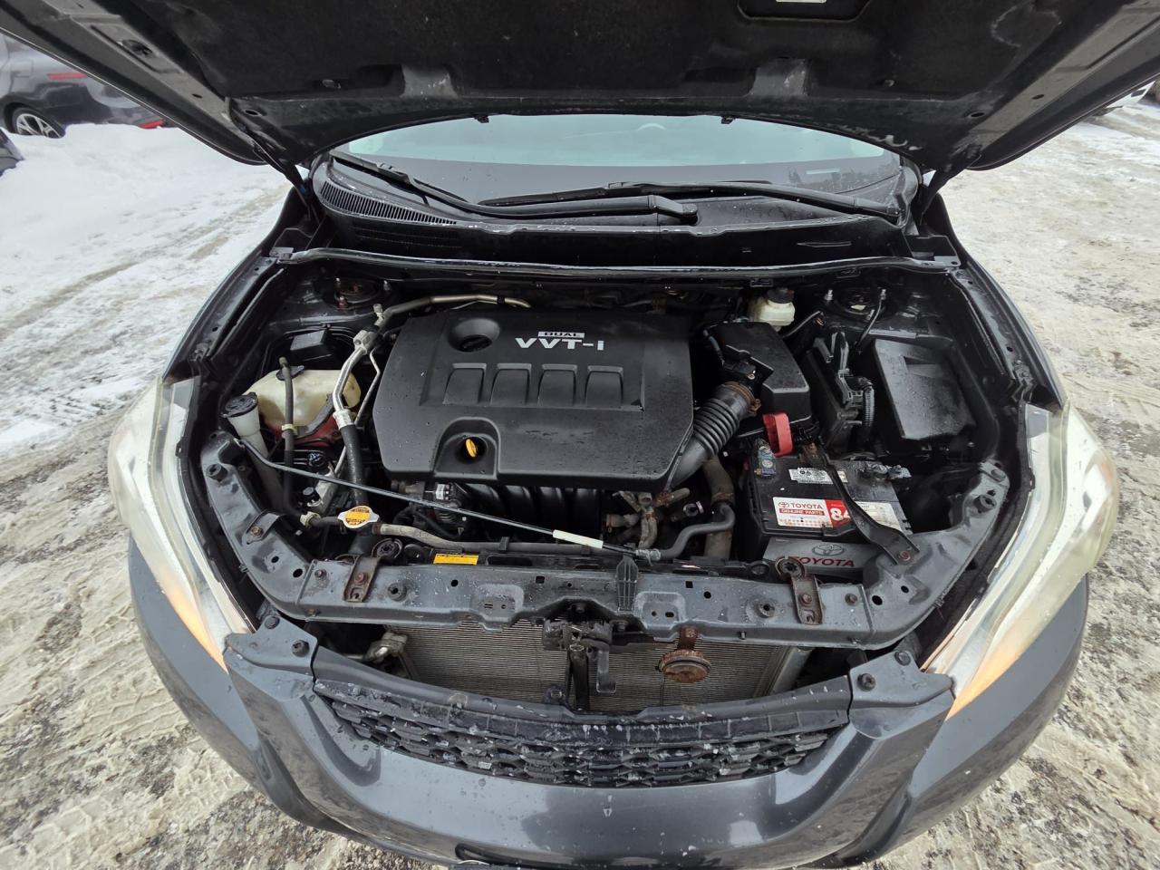 2009 Toyota Matrix HATCH, AUTO, 4 CYL, RELIABLE, CERTIFIED Photo