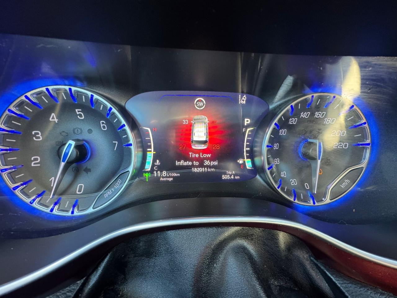 2017 Chrysler Pacifica Limited Photo