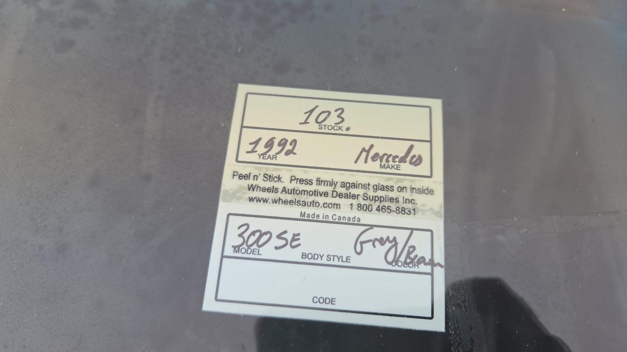 1992 Mercedes-Benz 300 Series 300SE, SEDAN, AUTO, ONLY 162KMS, AS IS SPECIAL Photo