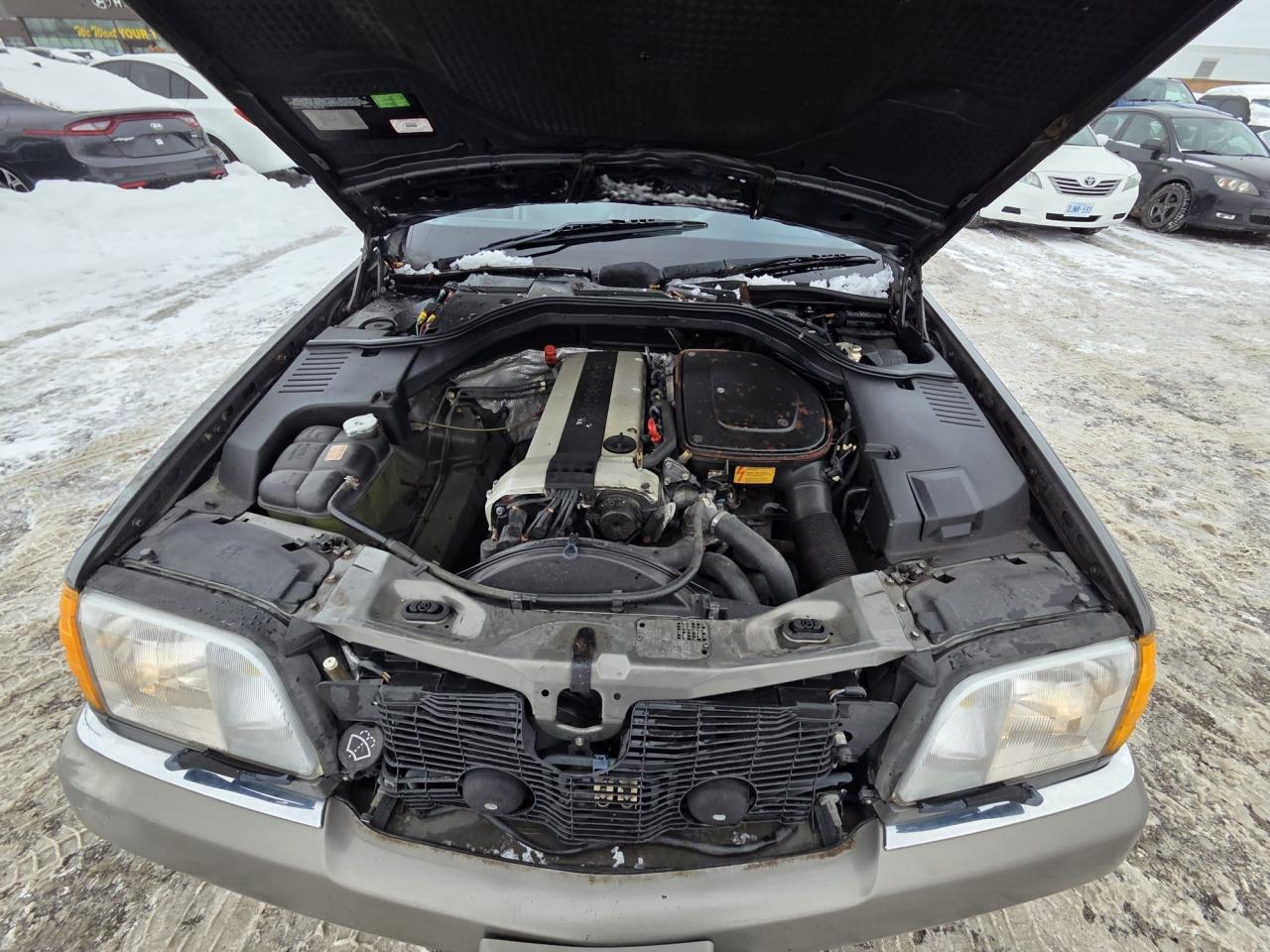 1992 Mercedes-Benz 300 Series 300SE, SEDAN, AUTO, ONLY 162KMS, AS IS SPECIAL Photo