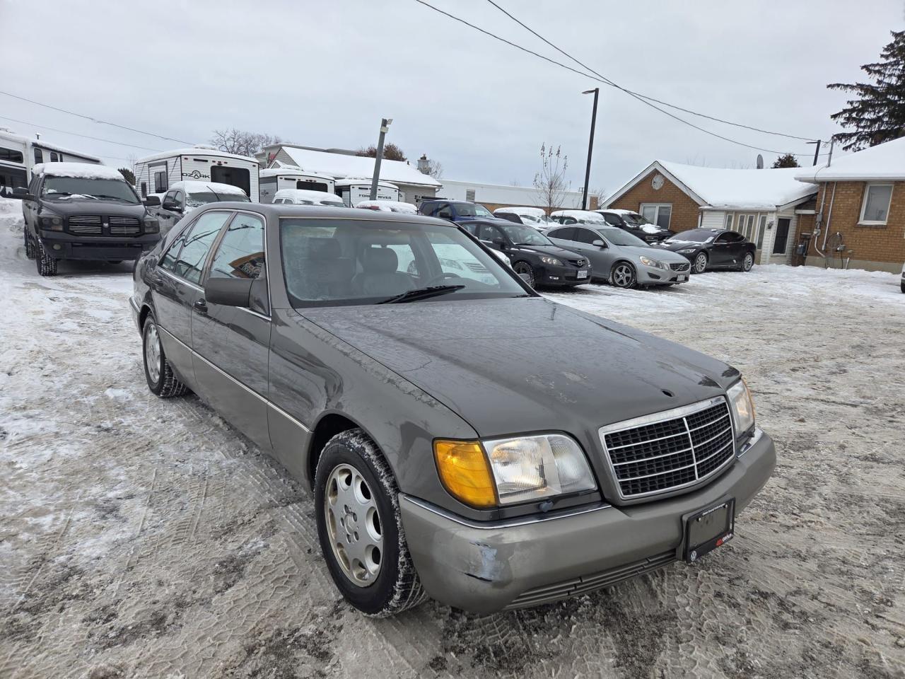 1992 Mercedes-Benz 300 Series 300SE, SEDAN, AUTO, ONLY 162KMS, AS IS SPECIAL Photo
