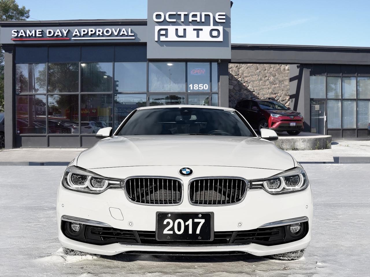 2017 BMW 3 Series 330i xDrive Sedan Photo
