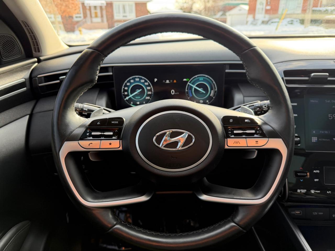 2022 Hyundai Tucson Hybrid Luxury Photo