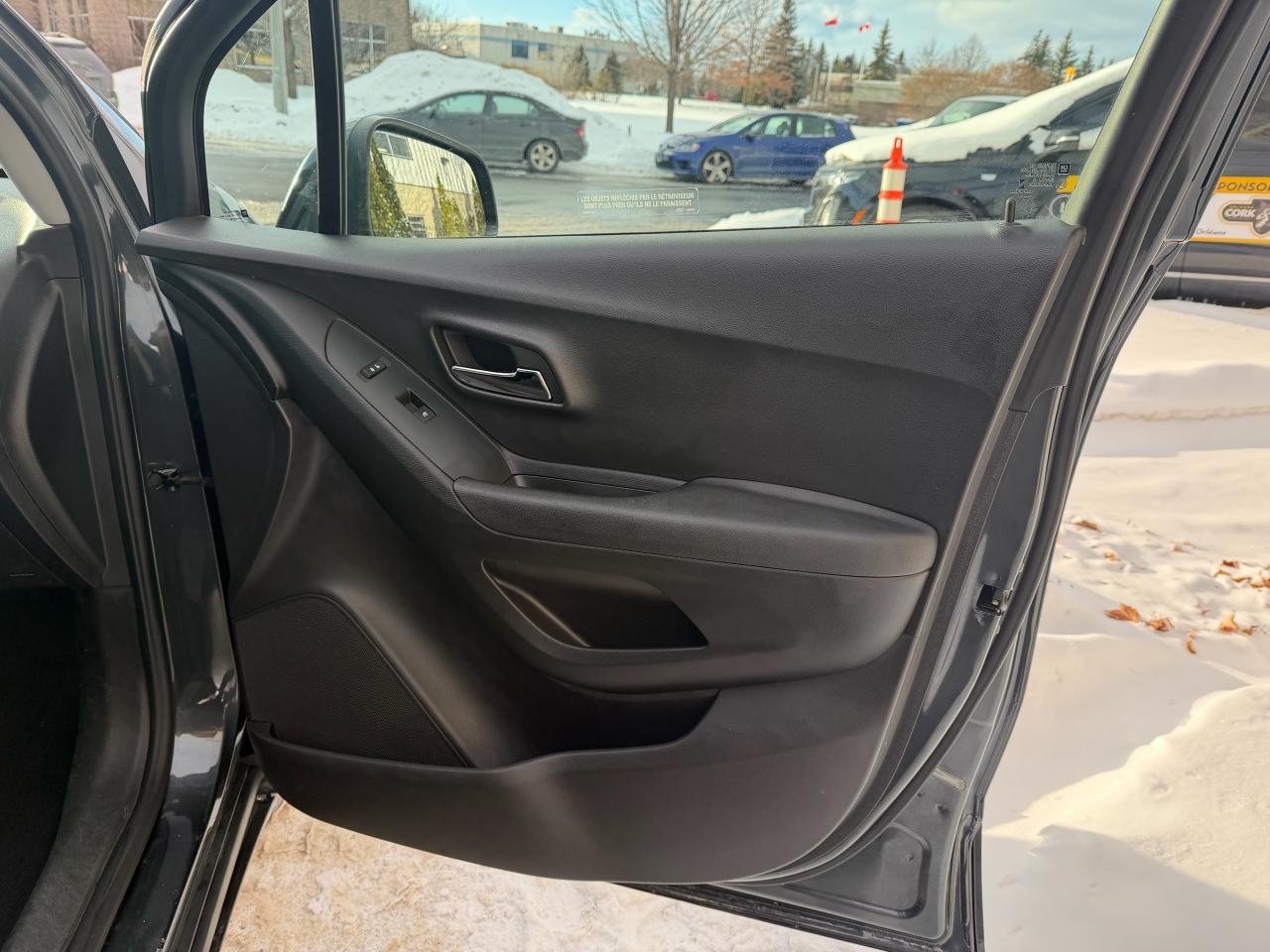 2018 Chevrolet Trax LT - BACK-UP CAMERA, POWER GROUP, REMOTE START! Photo34