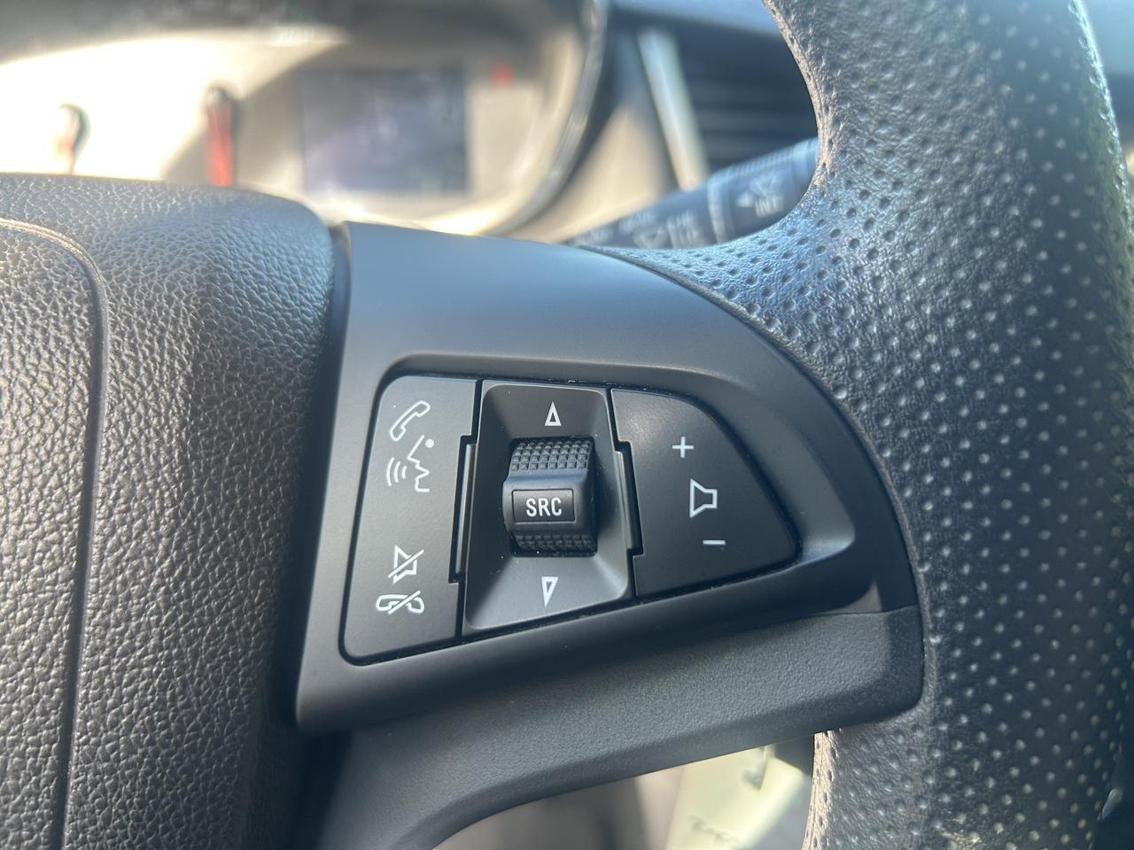 2018 Chevrolet Trax LT - BACK-UP CAMERA, POWER GROUP, REMOTE START! Photo