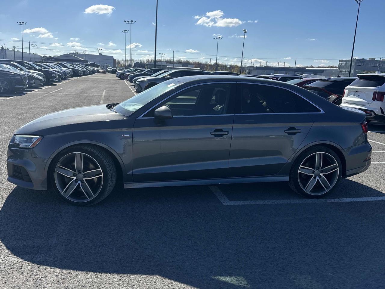 2019 Audi A3 Progressiv AWD, S-LINE, 19" WHEELS, PANO ROOF!!!! Photo4