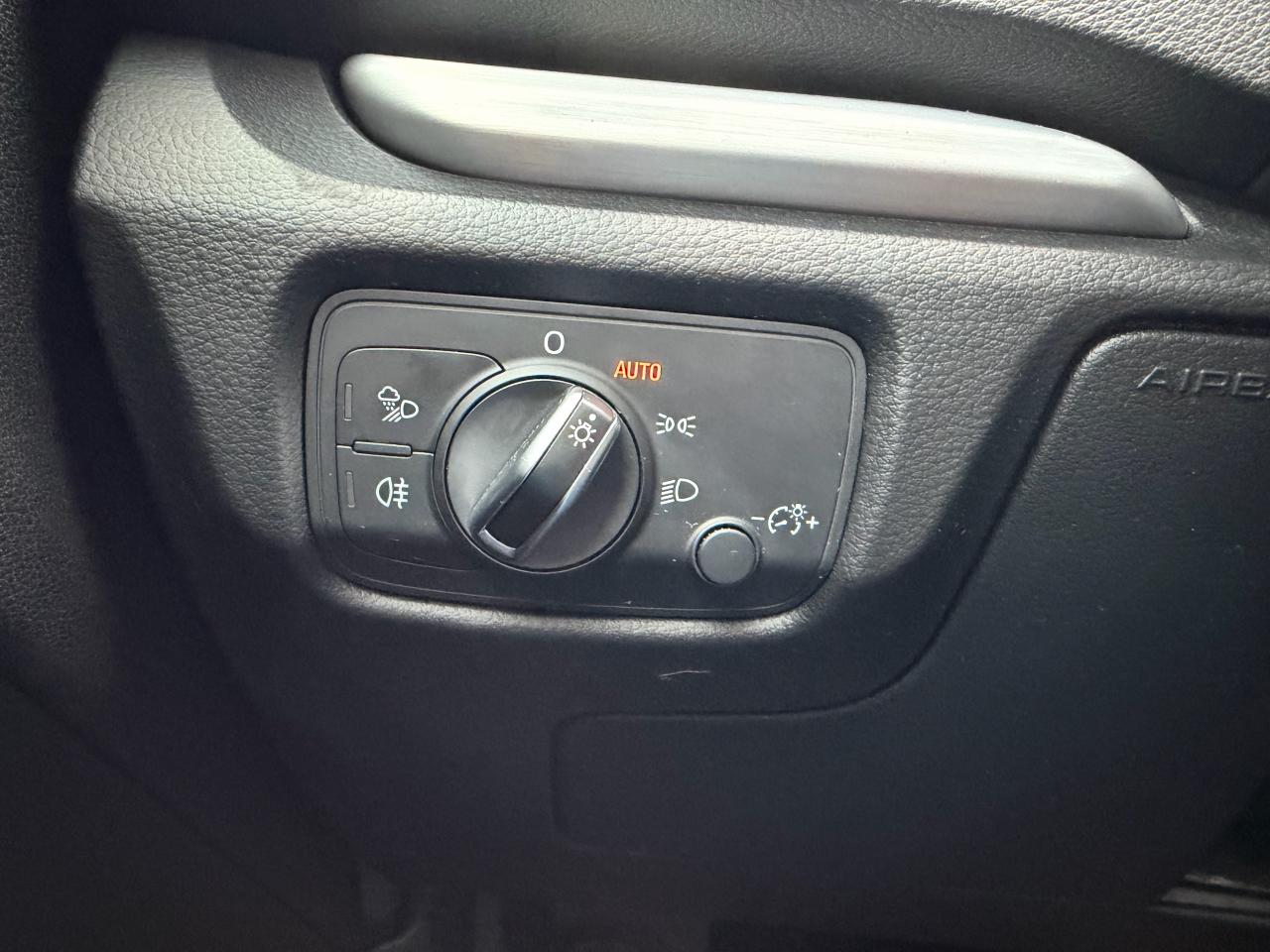 2019 Audi A3 Progressiv AWD, S-LINE, 19" WHEELS, PANO ROOF!!!! Photo21