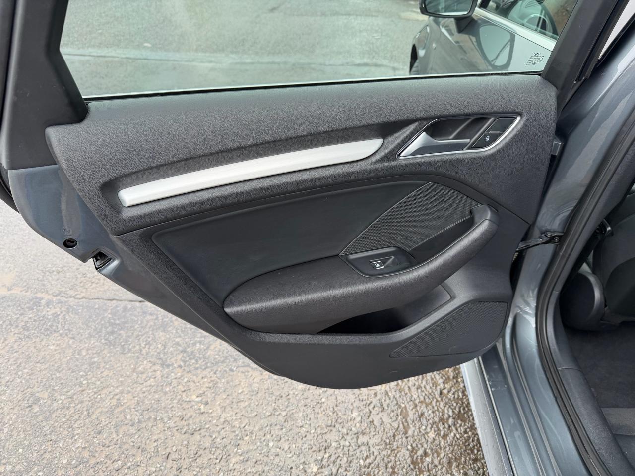 2019 Audi A3 Progressiv AWD, S-LINE, 19" WHEELS, PANO ROOF!!!! Photo32