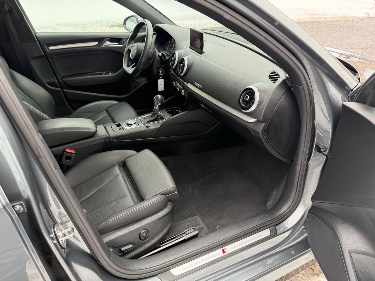 2019 Audi A3 Progressiv AWD, S-LINE, 19" WHEELS, PANO ROOF!!!! Photo70