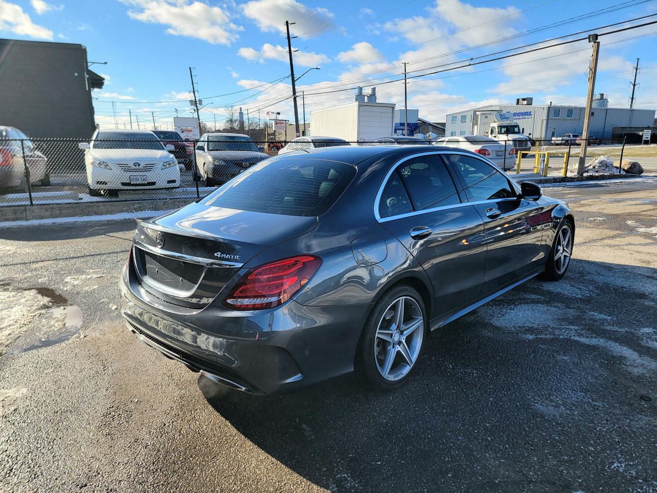 2015 Mercedes-Benz C-Class C 300 | AMG Photo3
