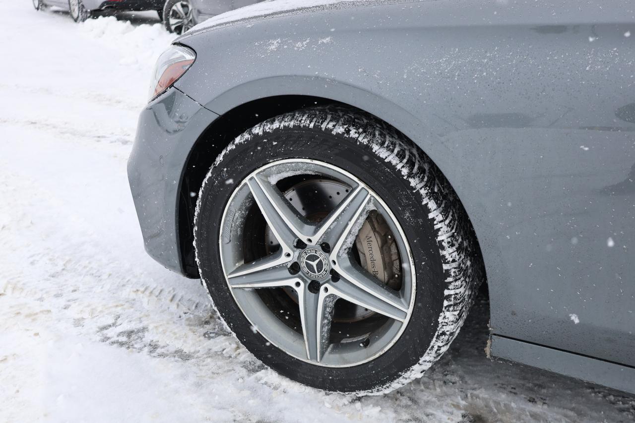 2019 Mercedes-Benz E-Class E450 4MATIC - AMGPKG|PANO|NAVI|360CAMERA Photo
