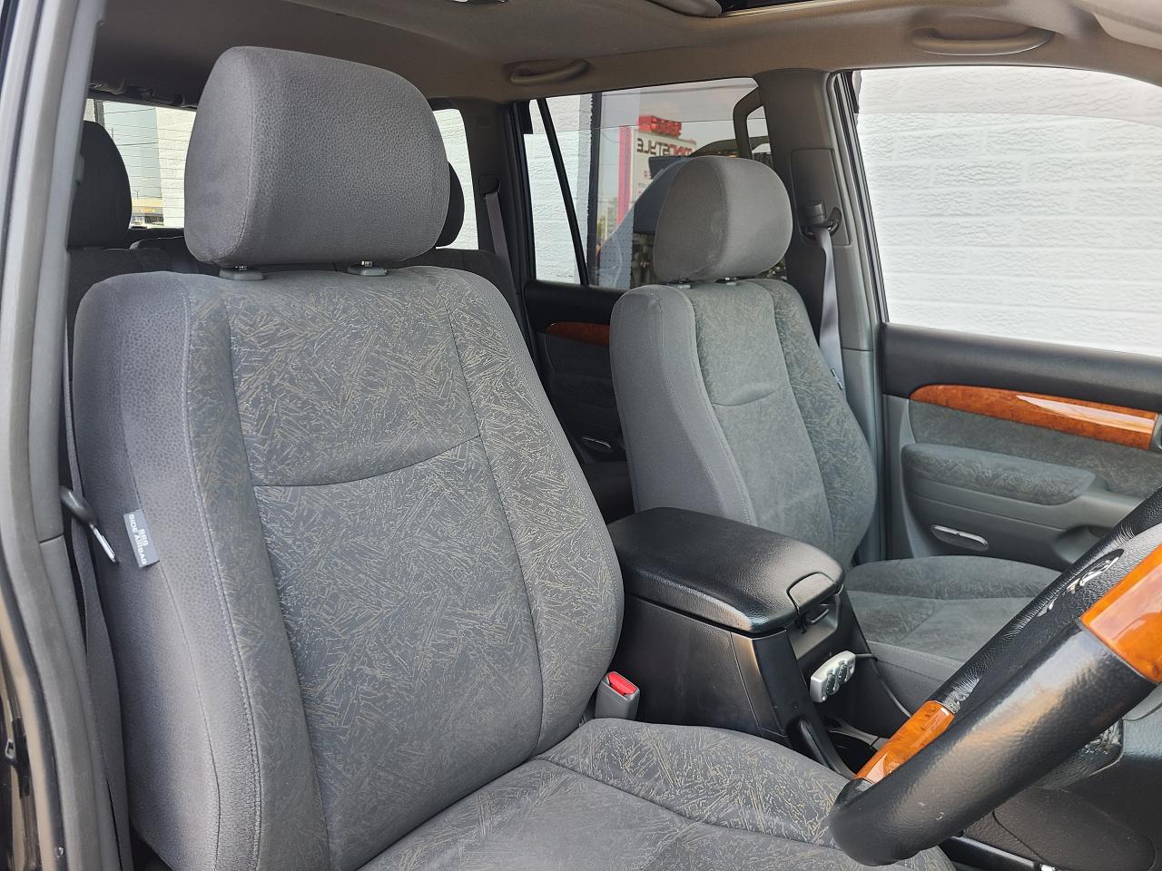 2006 Toyota Land Cruiser Prado TX Limited - DIESEL|8 PASSENGER|SUNROOF|4WD Photo