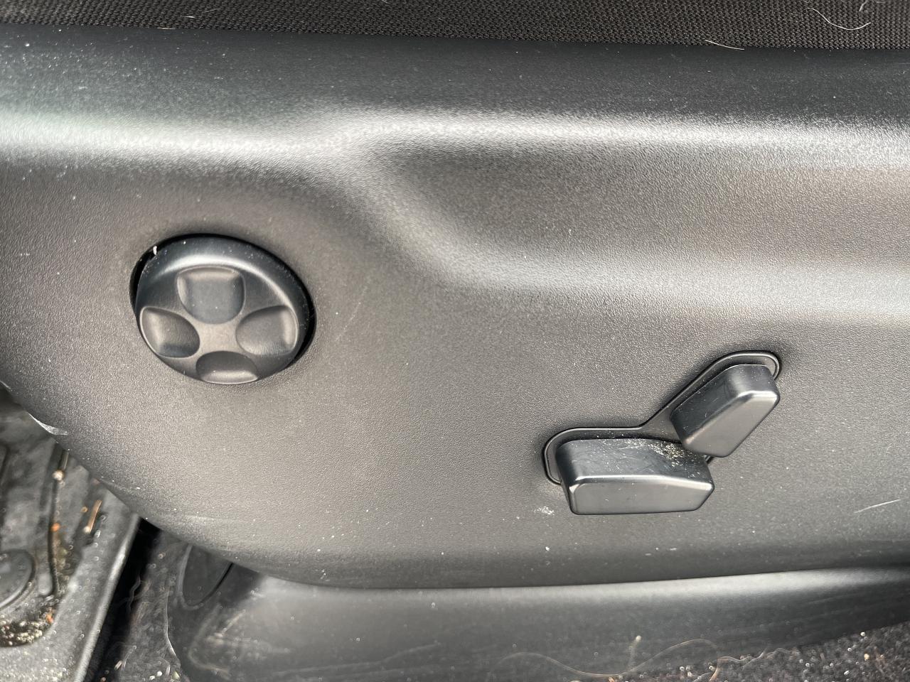 2020 Jeep Grand Cherokee RMT START / HTD SEATS WHEEL / POWER LIFTGATE Photo