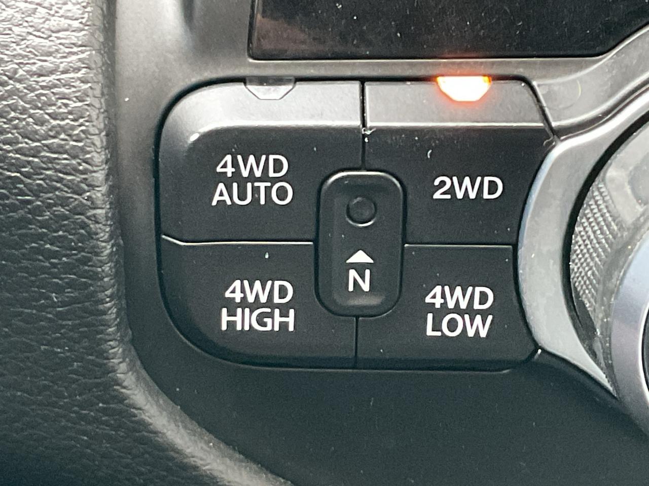 2019 RAM 1500 Crew Cab BIG HORN LVL 1 / V8 / NAV / ANDROID APPLE CARPLAY Photo