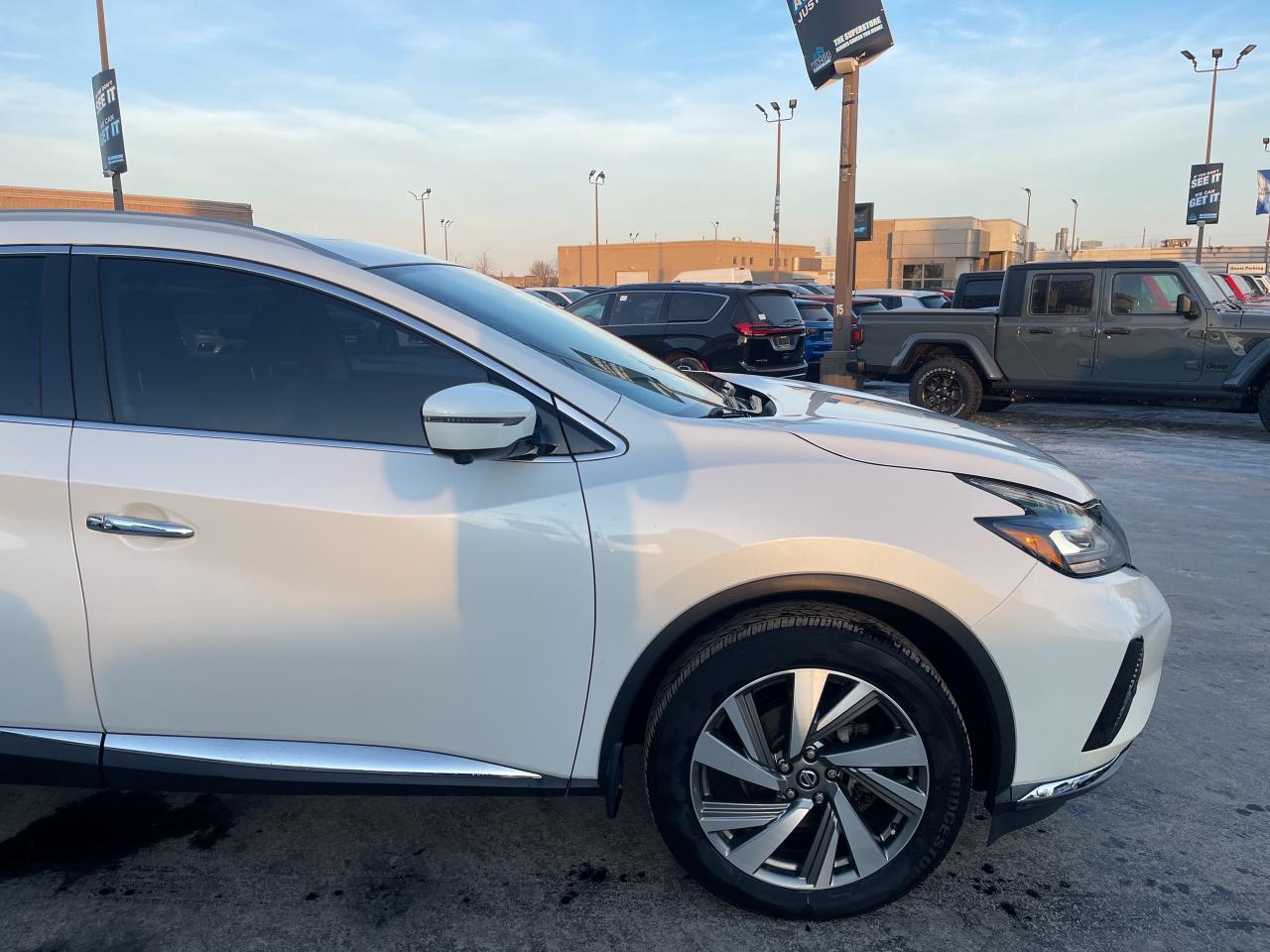 2019 Nissan Murano LEATHER / SUNROOF / HTD SEATS / AWD / V6 Photo