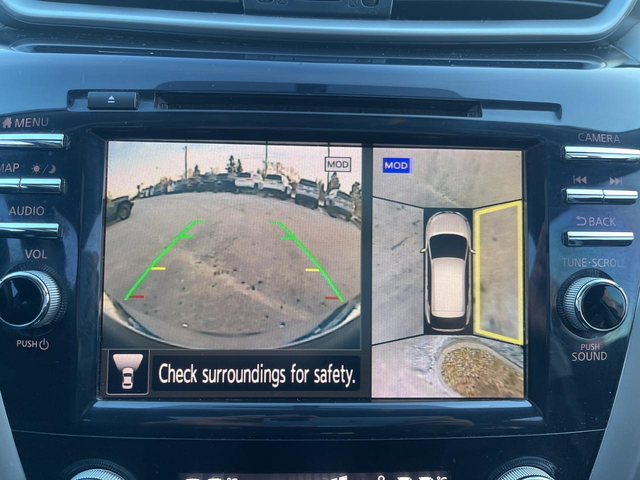 2019 Nissan Murano LEATHER / SUNROOF / HTD SEATS / AWD / V6 Photo