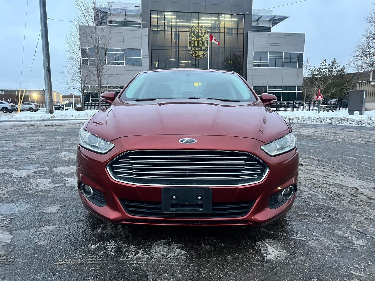 2014 Ford Fusion SE Photo3