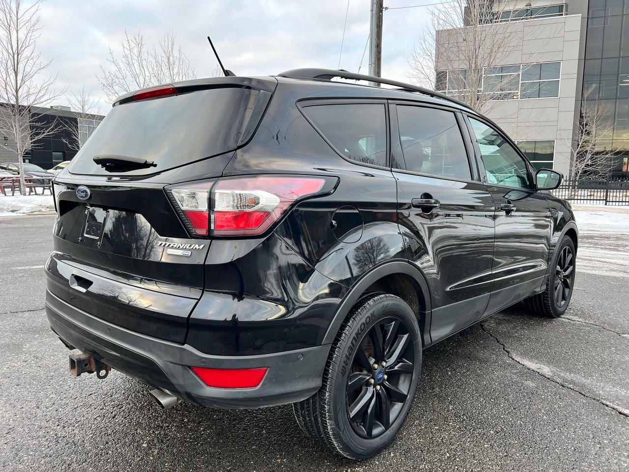 2018 Ford Escape Titanium Photo