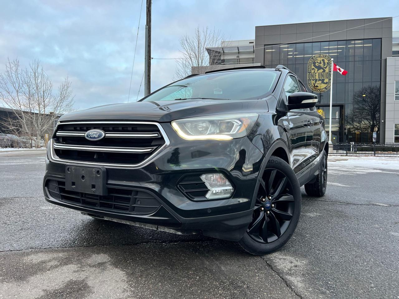 2018 Ford Escape Titanium Photo