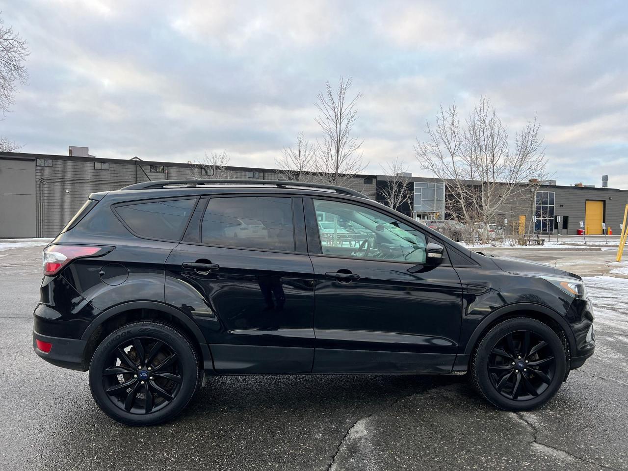 2018 Ford Escape Titanium Photo