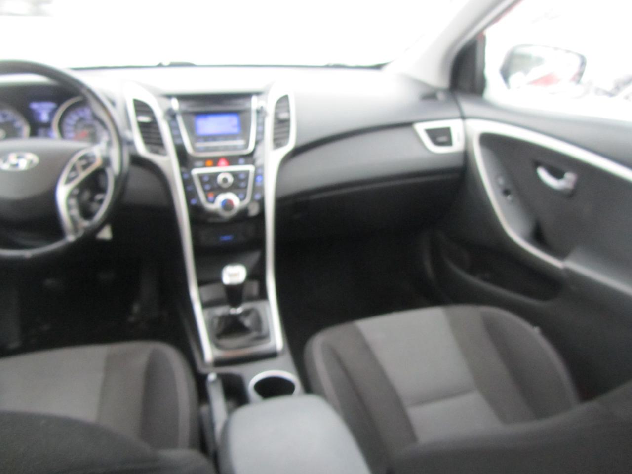 2013 Hyundai Elantra GT 5dr HB Man GLS *Ltd Avail* Photo